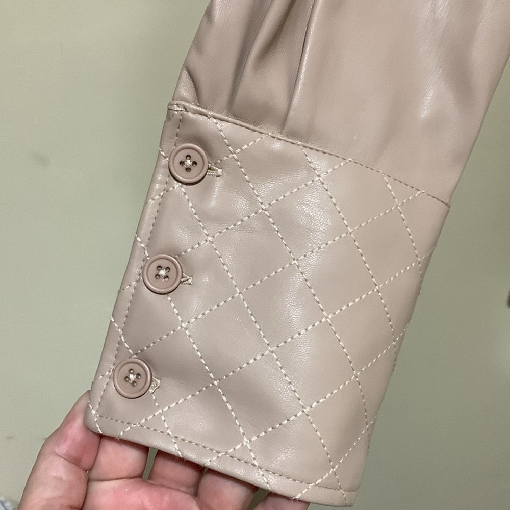 Buttery soft Vegan leather top - Picture 4 of 10